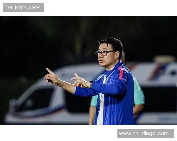 申思：从上海足球明星到传奇教练的辉煌人生与不懈追求